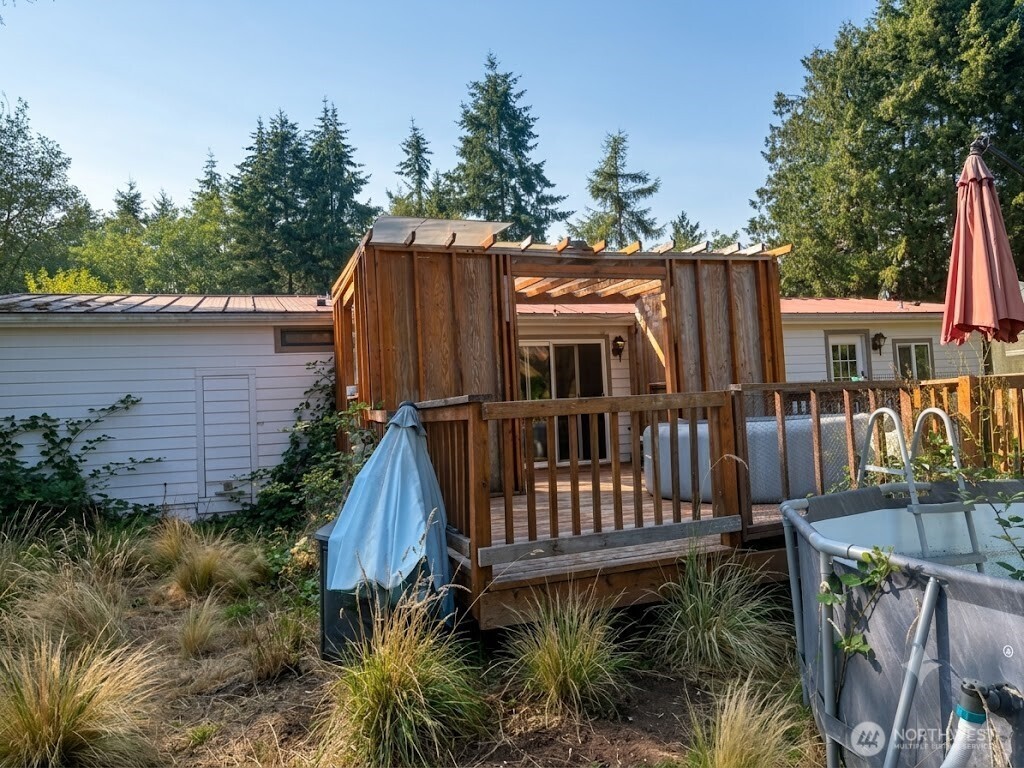 31 Spruce Lane