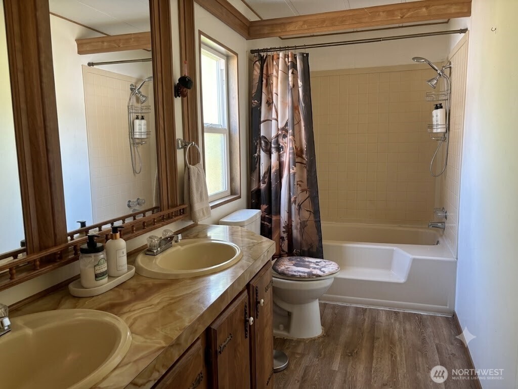 31 Spruce Lane