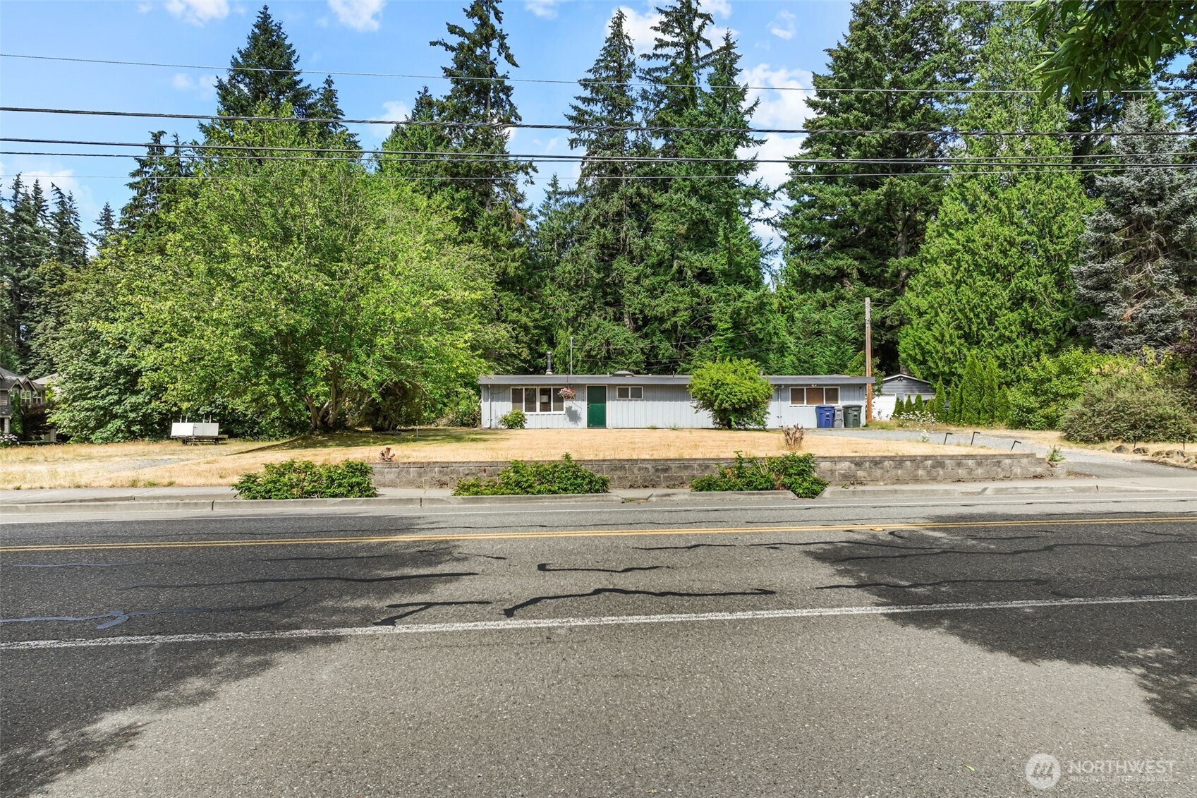 1215 244th Avenue NE