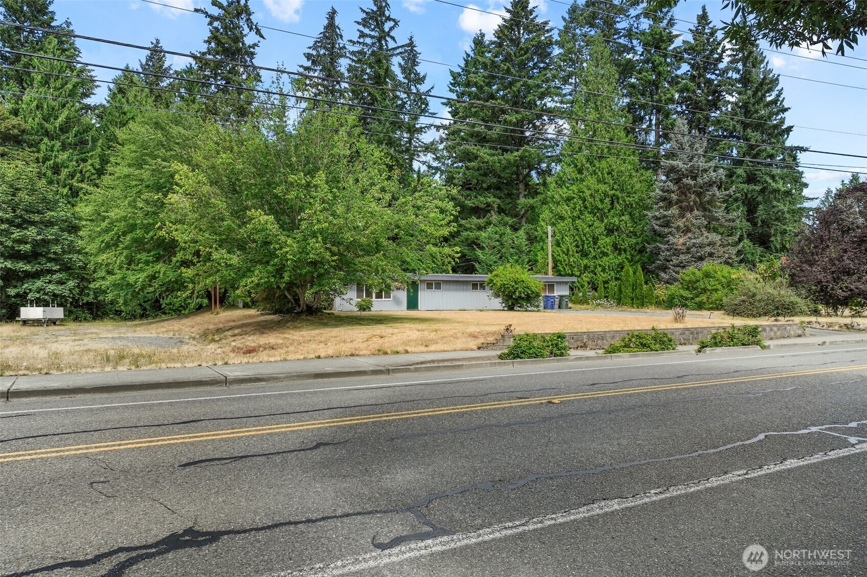 1215 244th Avenue NE