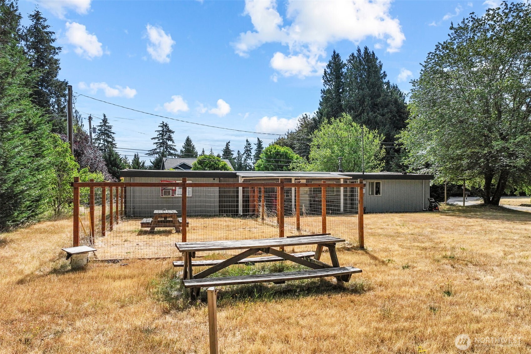1215 244th Avenue NE