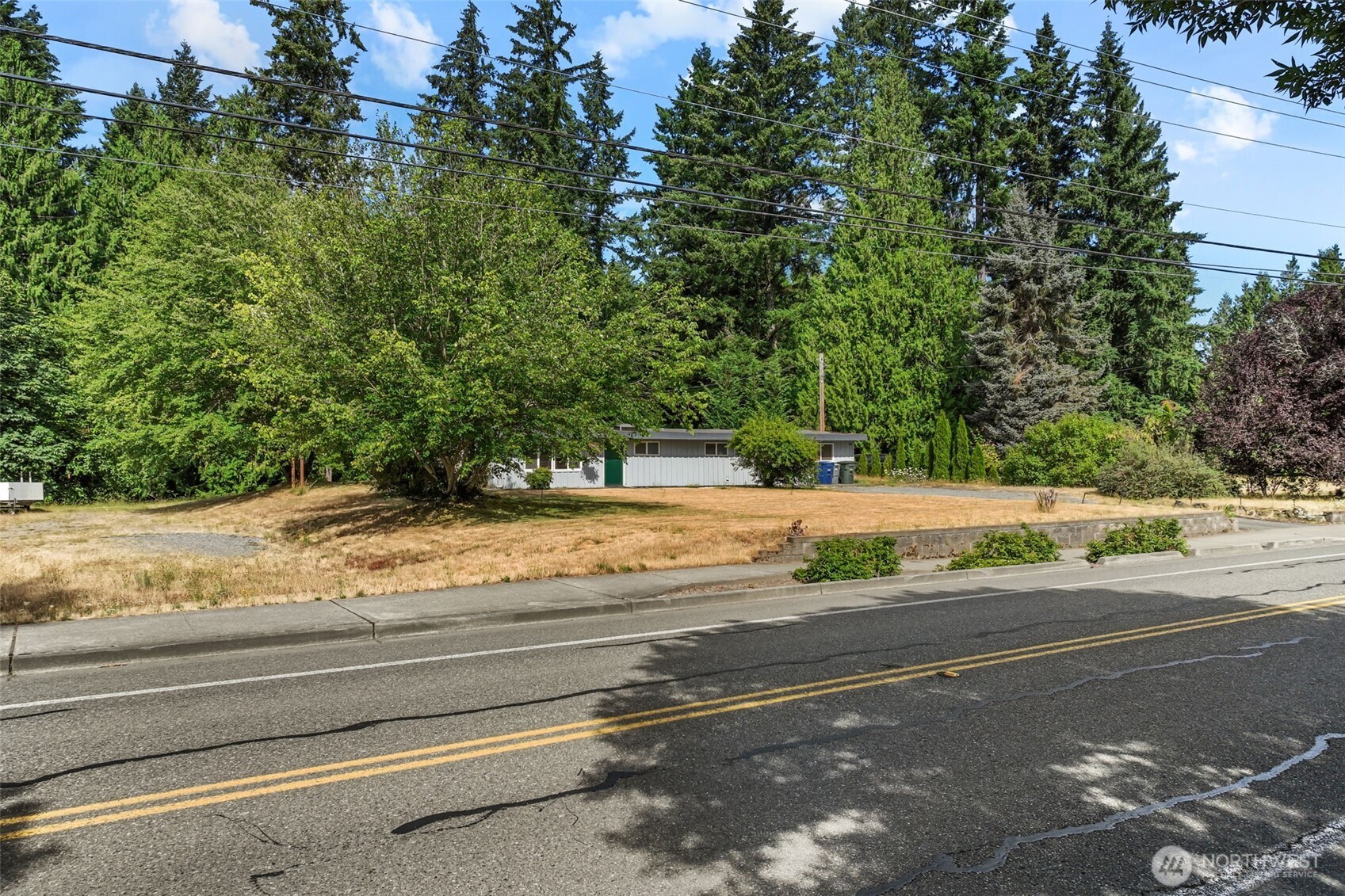 1215 244th Avenue NE