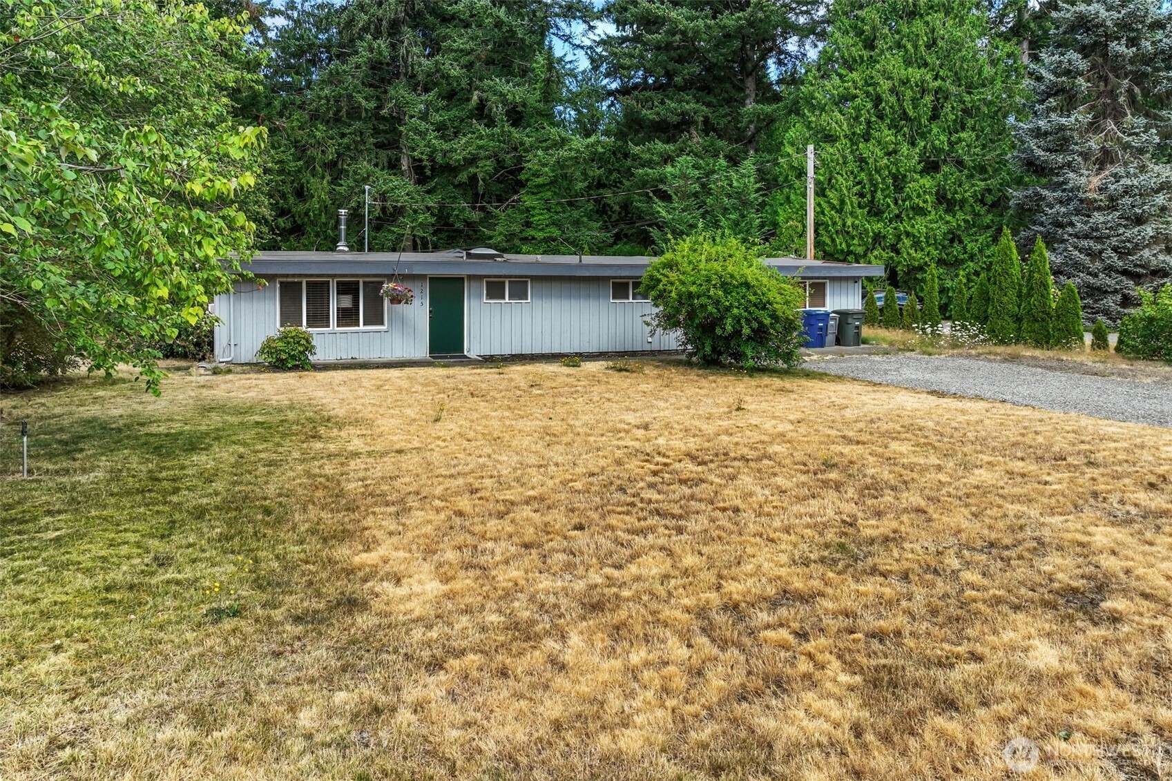 1215 244th Avenue NE