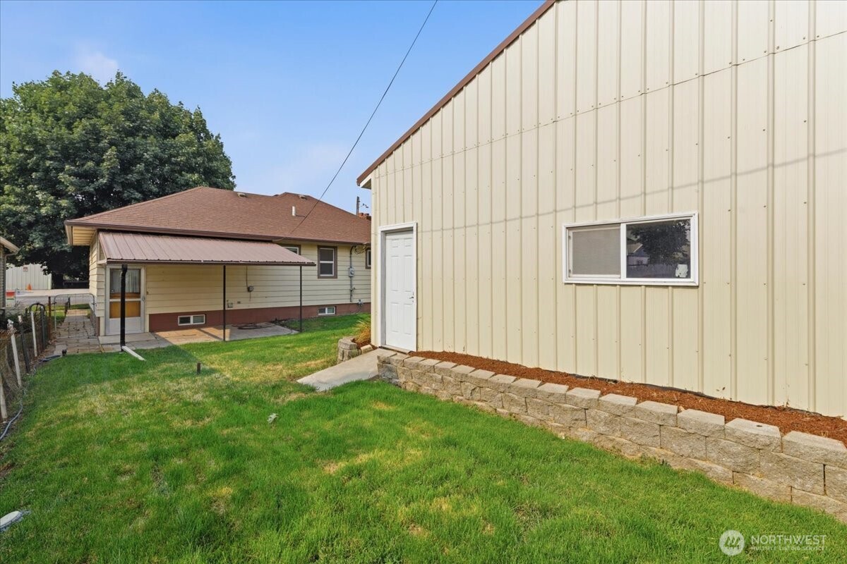 15 NW Cole