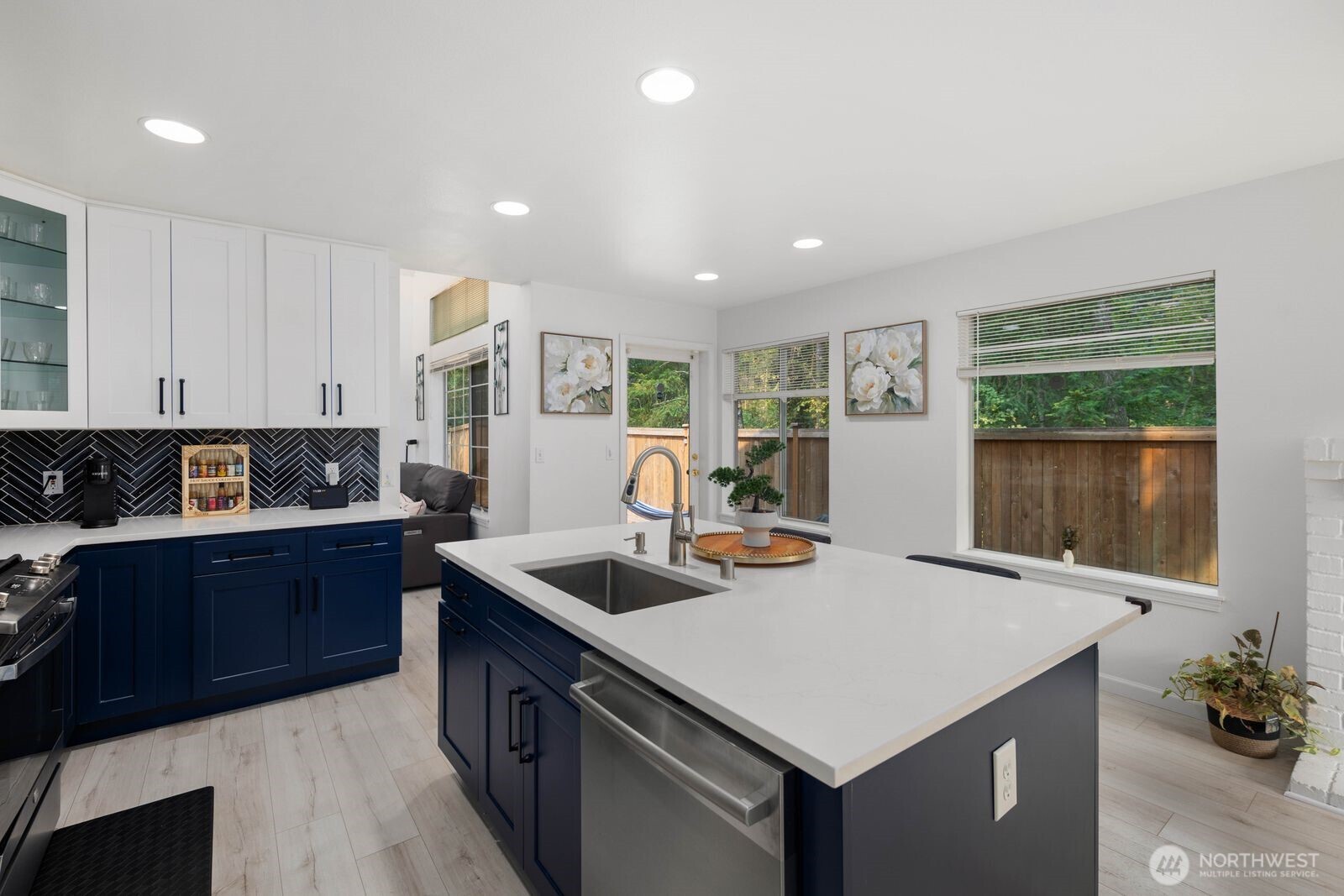 25700 SE 35TH Place