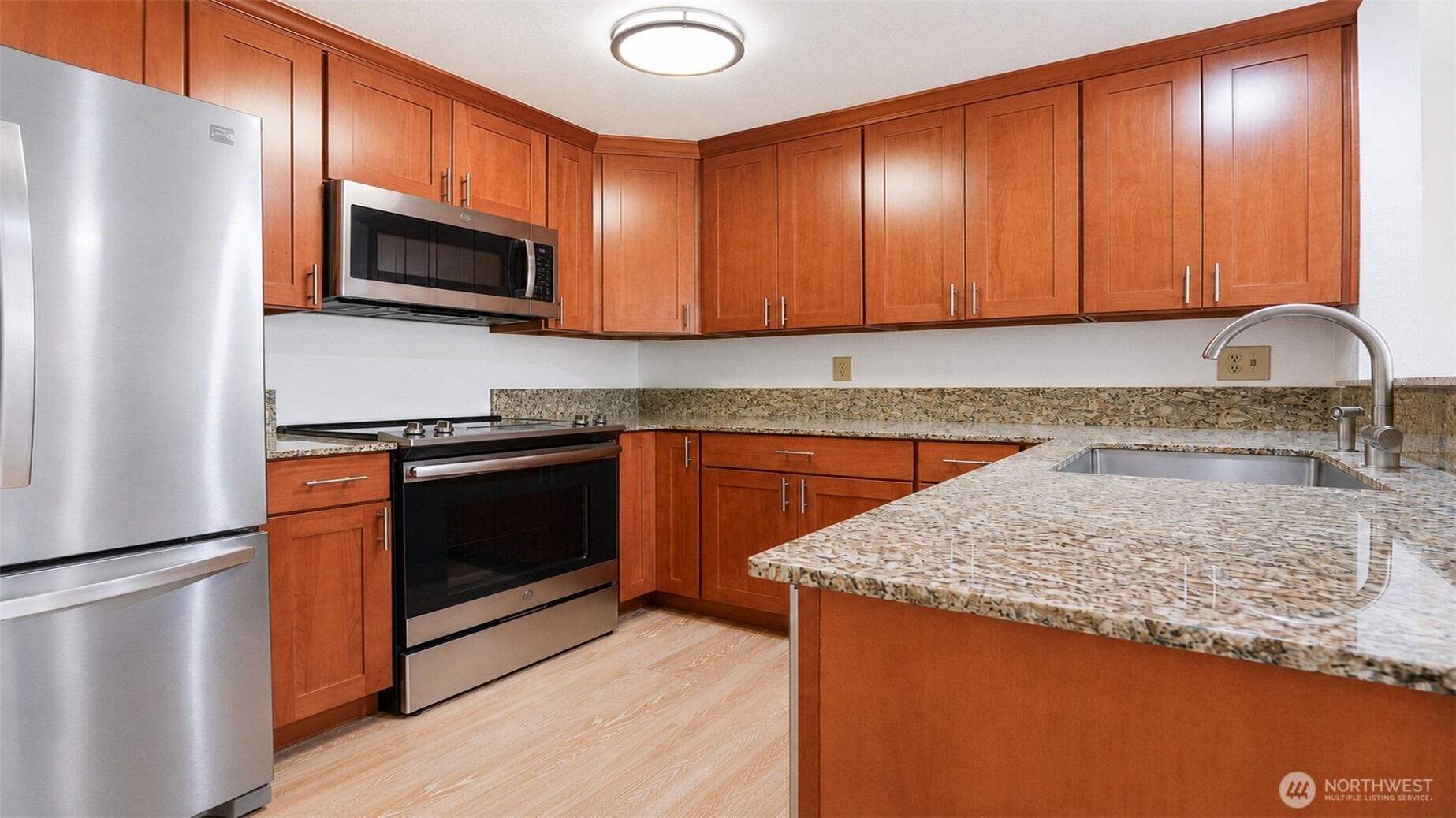 24712 45th Avenue S Unit: 9D