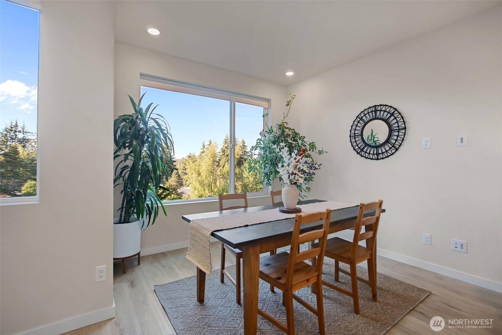 2150 N 147th Street Unit: E