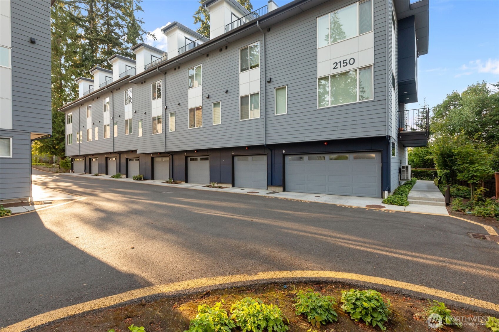 2150 N 147th Street Unit: E