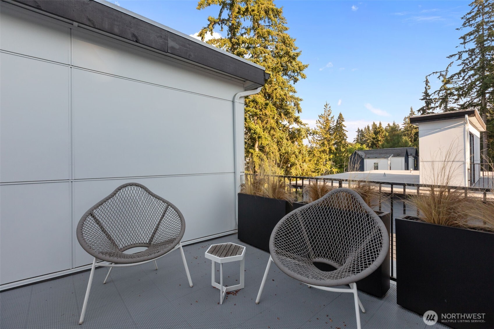 2150 N 147th Street Unit: E
