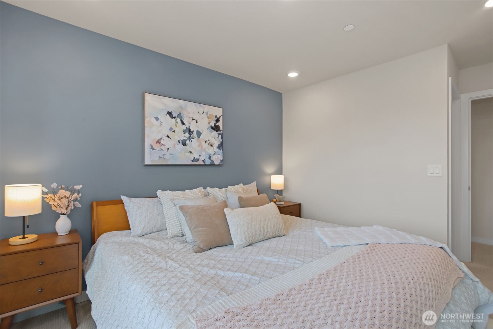 2150 N 147th Street Unit: E