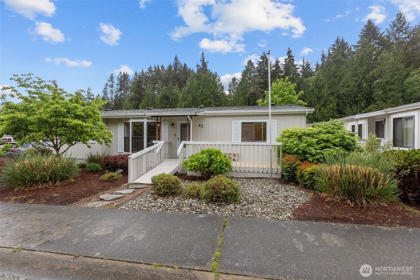5810 Fleming Street Unit: 82