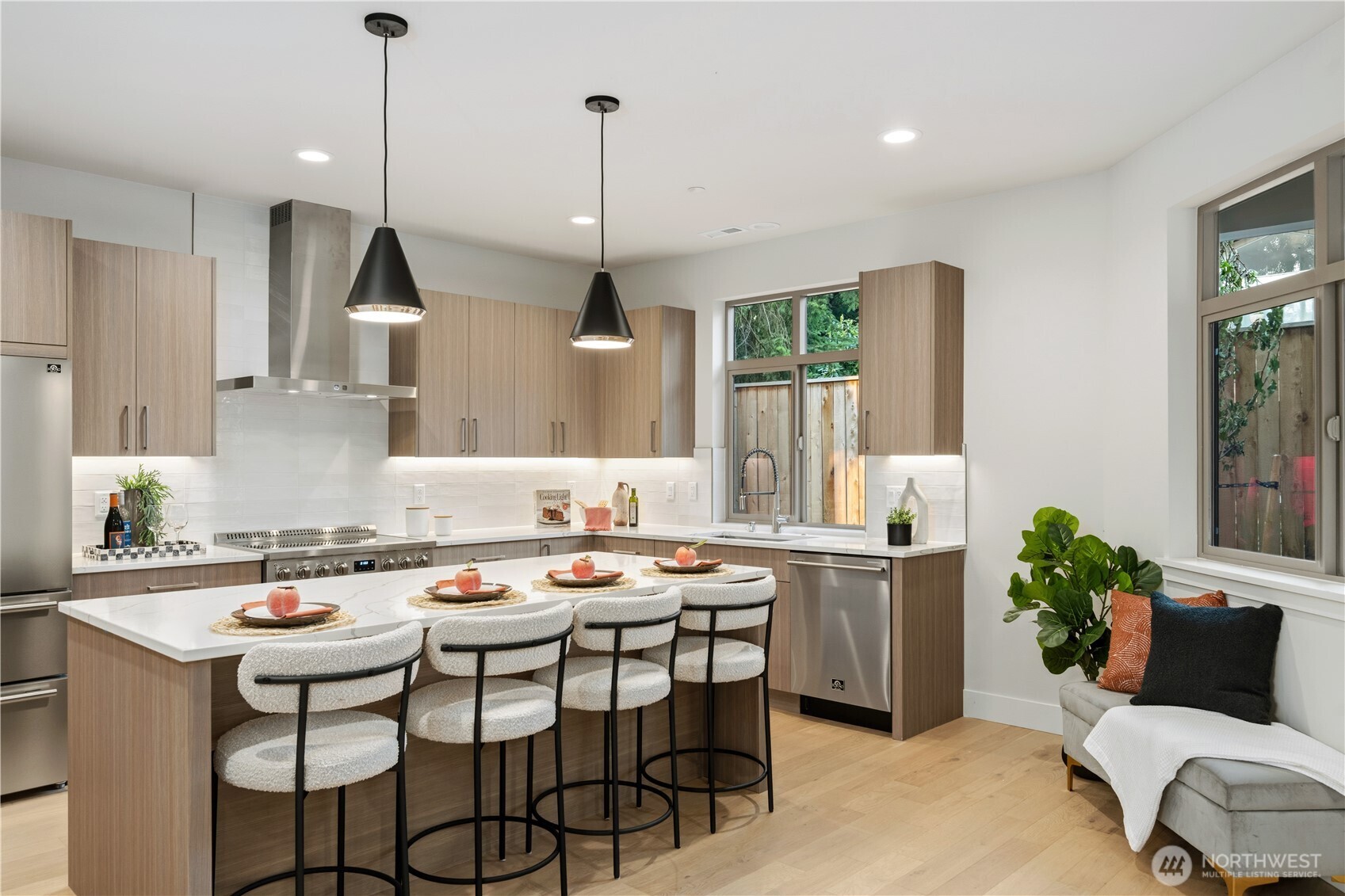 12315 NE 70th Lane Unit: 2