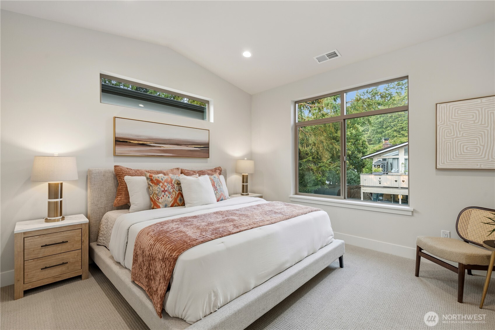12315 NE 70th Lane Unit: 2