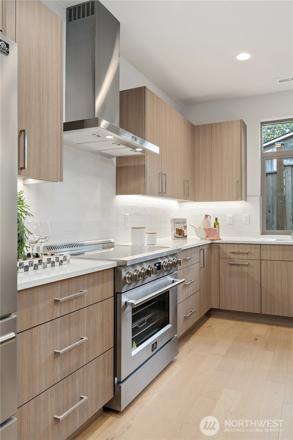 12315 NE 70th Lane Unit: 2