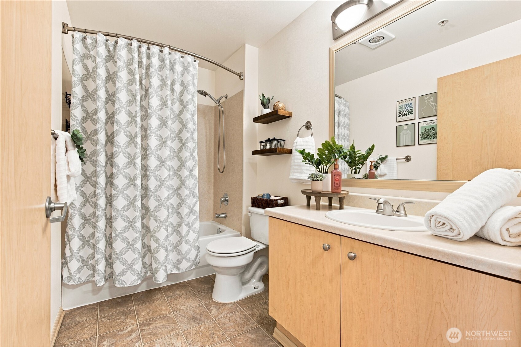 2824 Grand Avenue Unit: A407