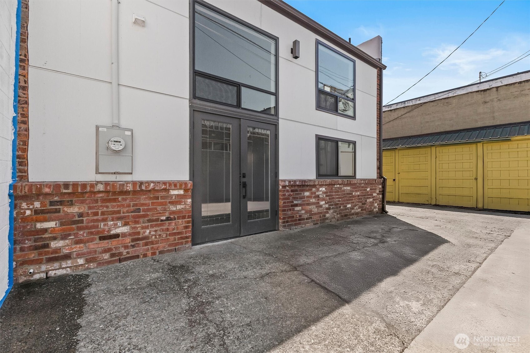 511 S 1st Street