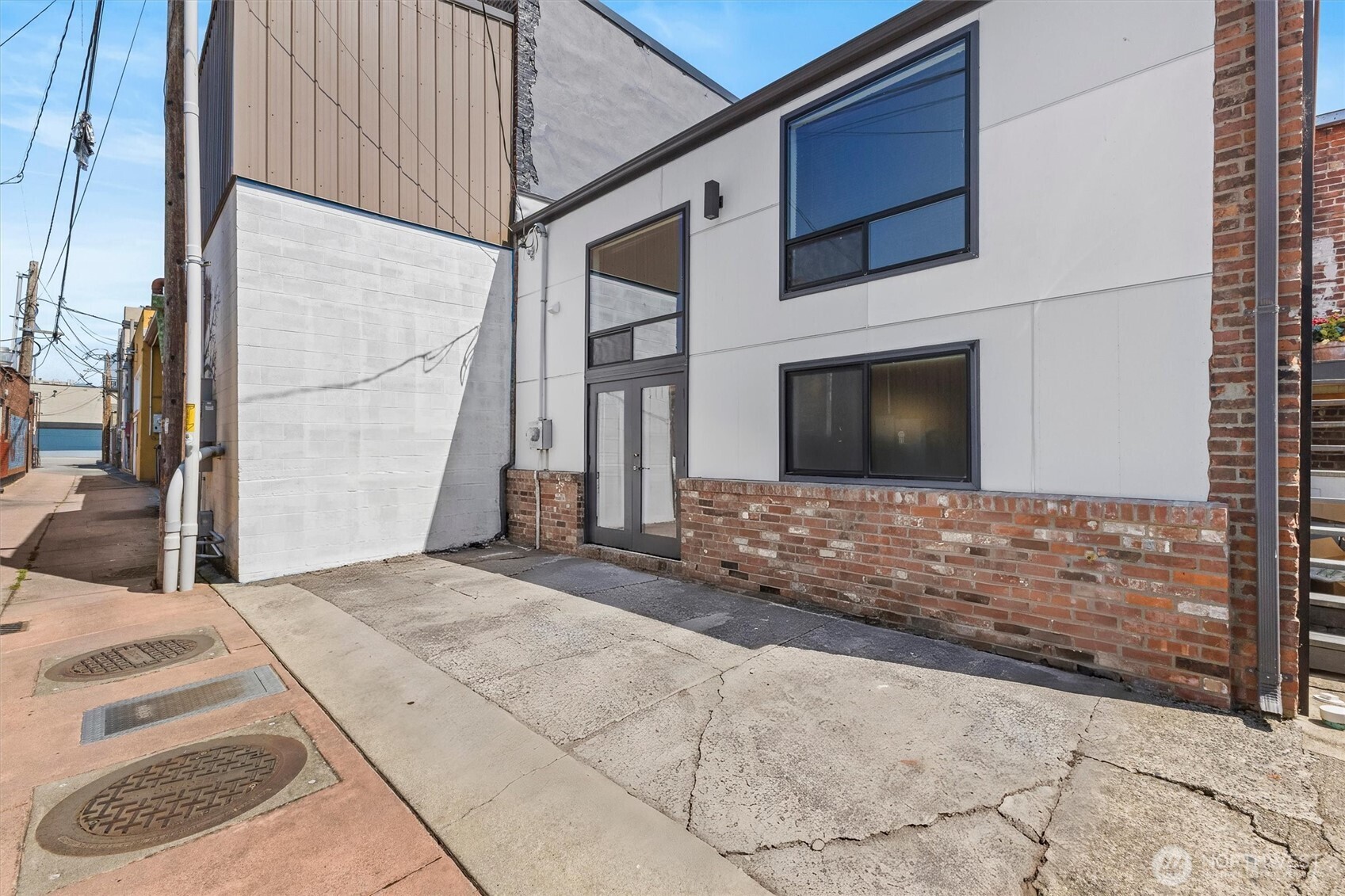 511 S 1st Street