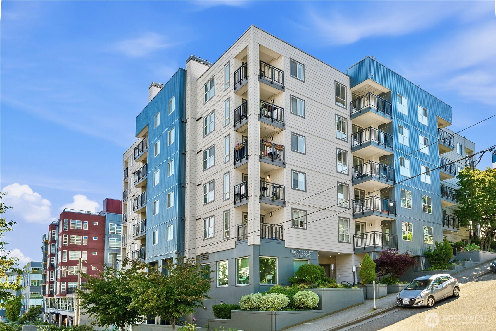 769 Hayes Street Unit: 201