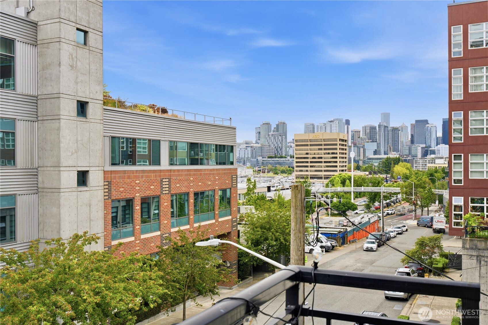 769 Hayes Street Unit: 201