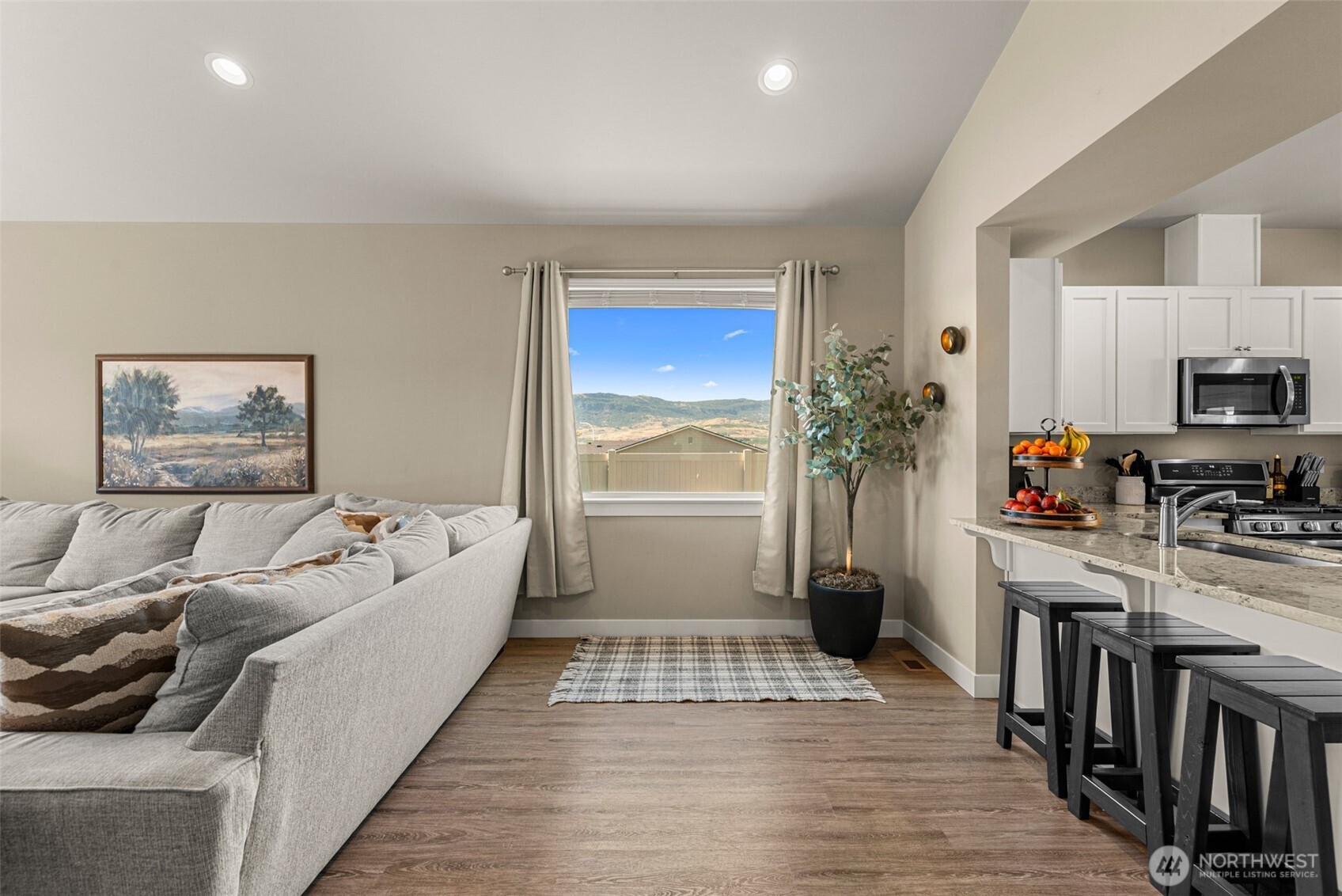 284 S Nevada