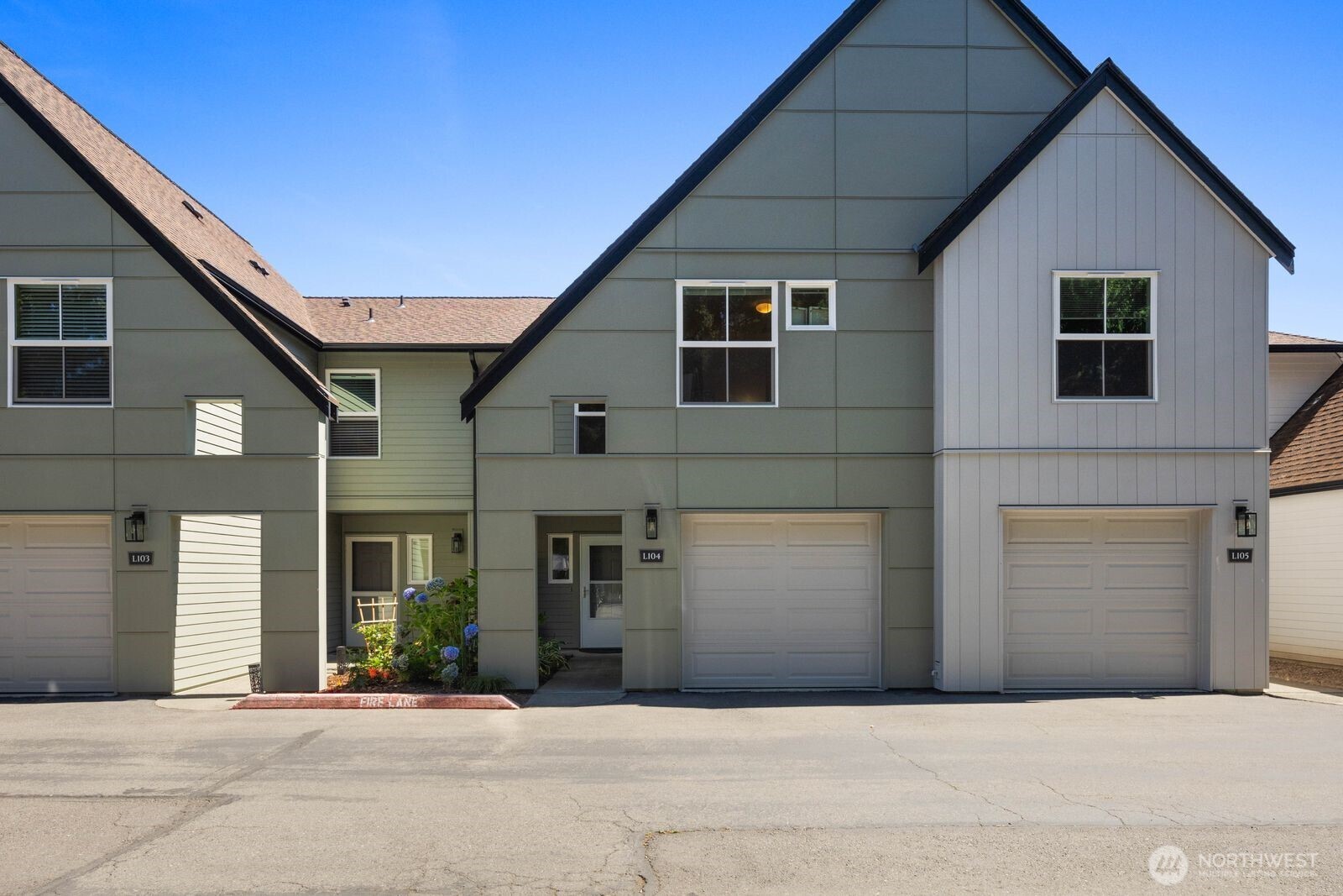 23824 66th Avenue S Unit: L104