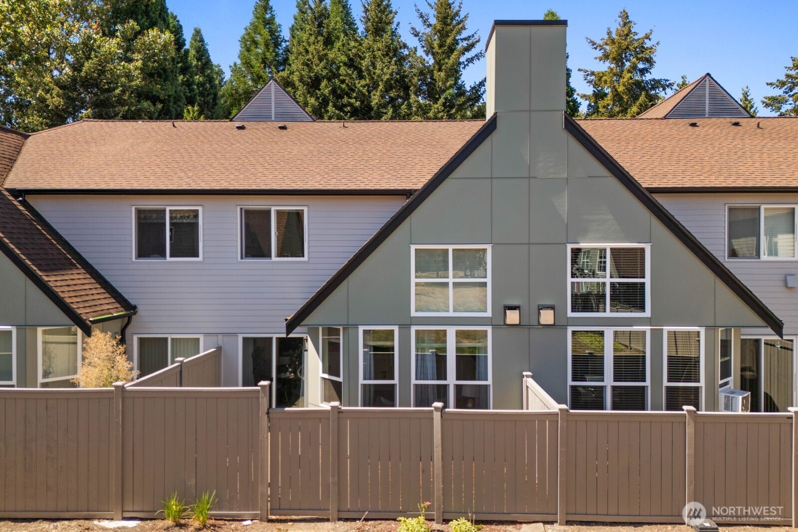 23824 66th Avenue S Unit: L104