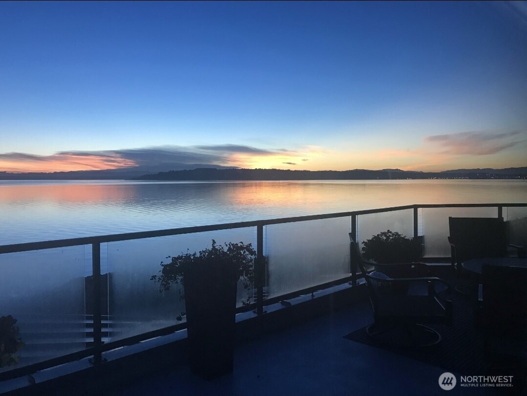4961 Main Street Unit: 406