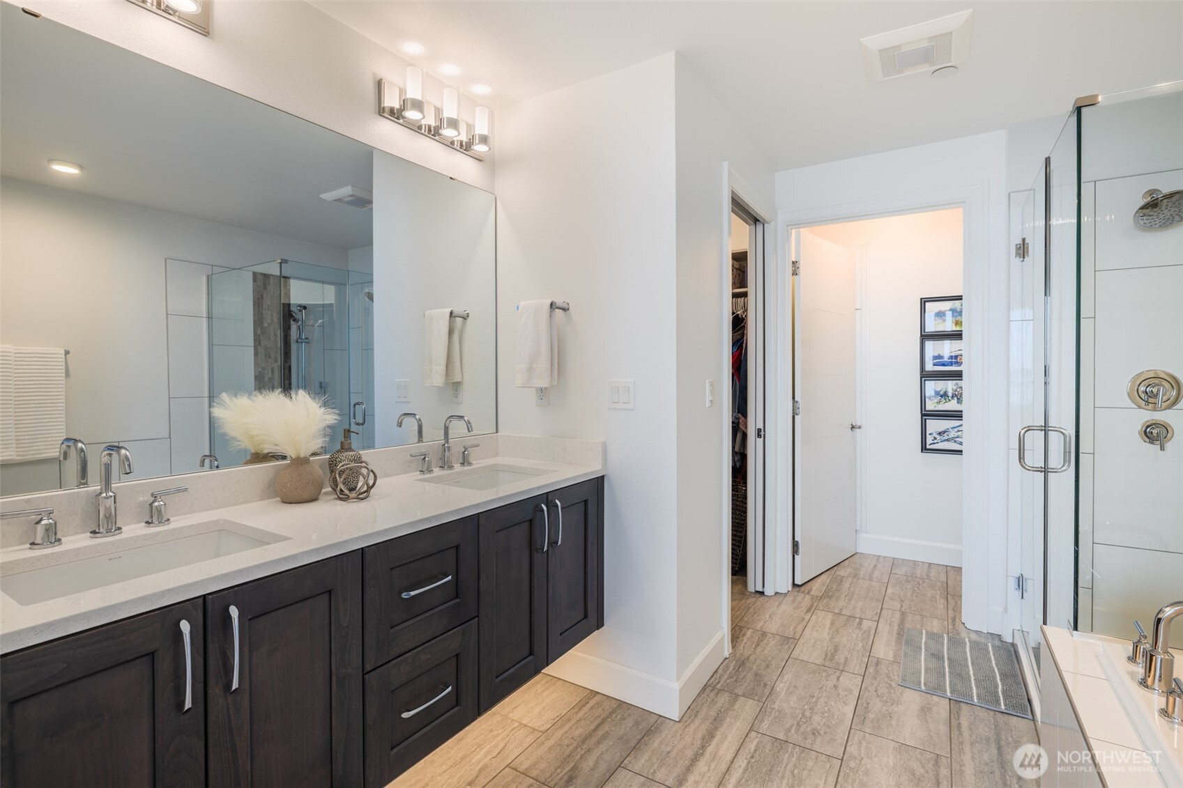 4961 Main Street Unit: 406