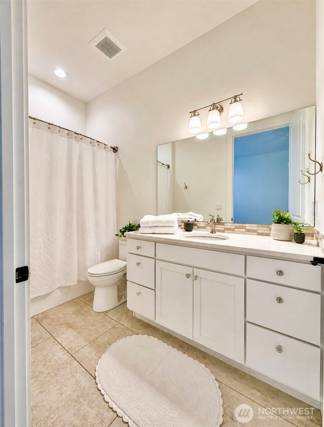 2858 SE Falcon View Drive
