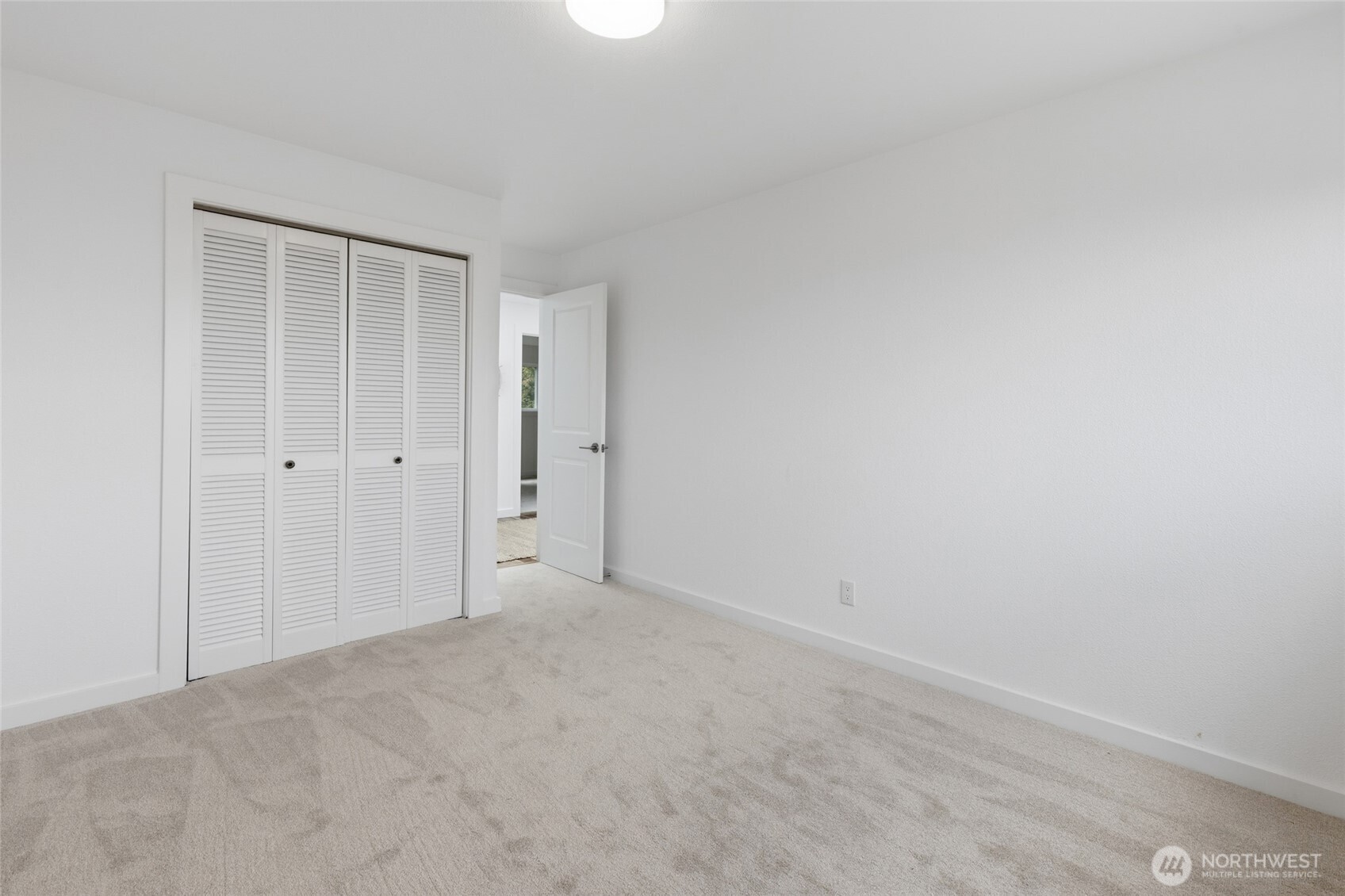 741 S 295th Place