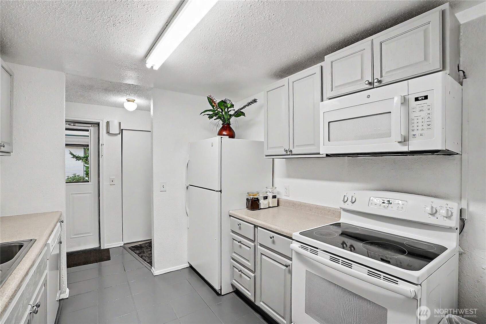 1938 SW 318th Place Unit: 9C