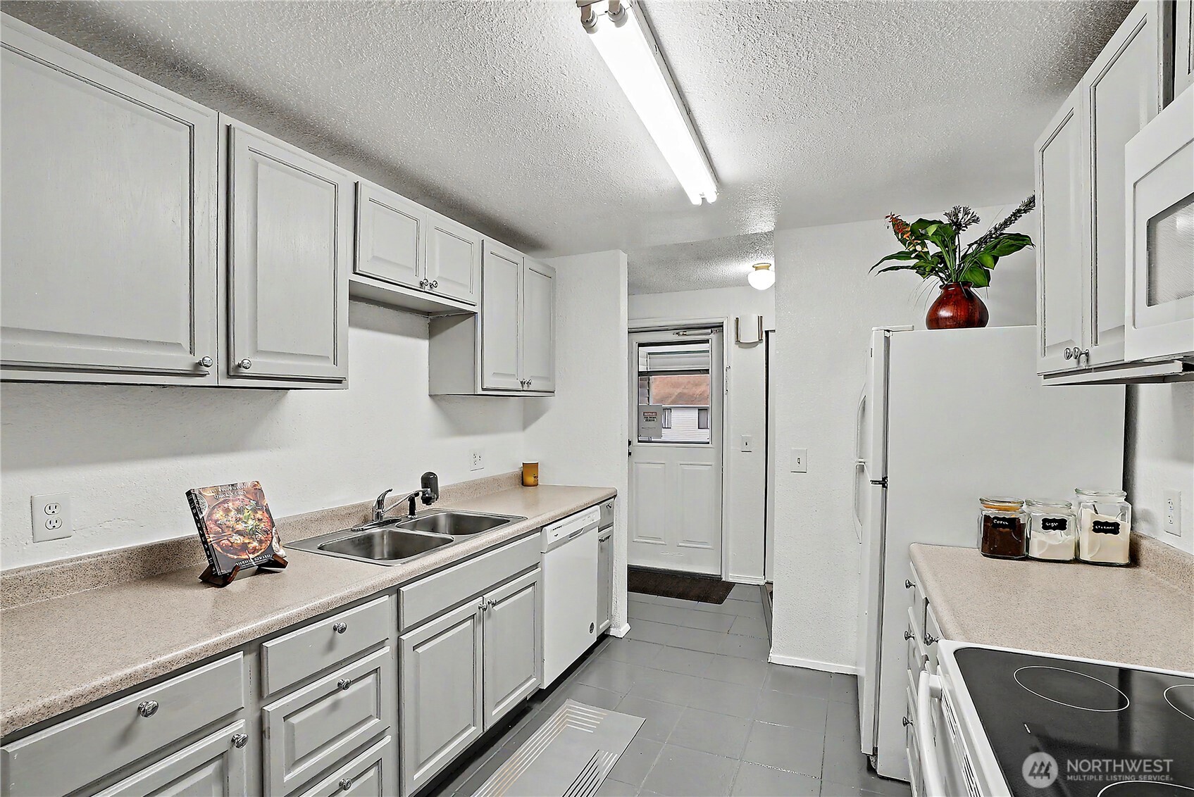 1938 SW 318th Place Unit: 9C