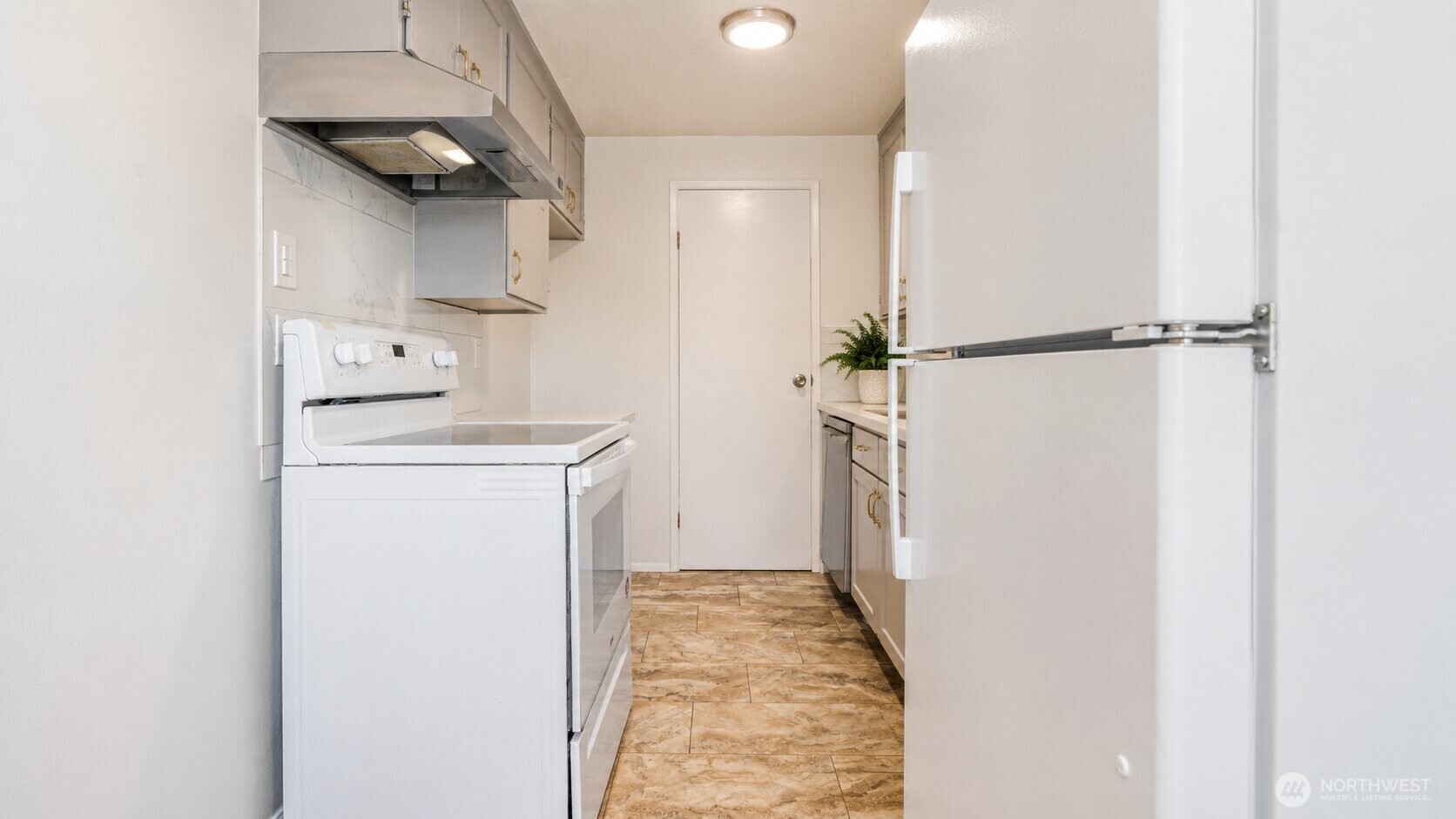 7428 S Puget Sound Avenue Unit: 1-3