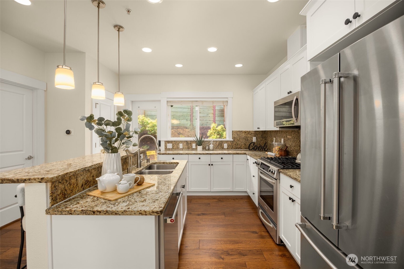 900 228th Avenue NE Unit: 14B