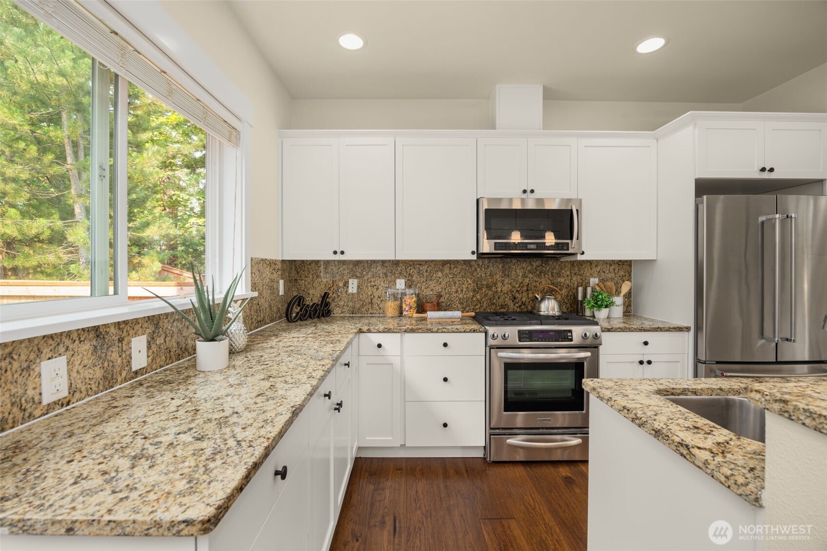 900 228th Avenue NE Unit: 14B