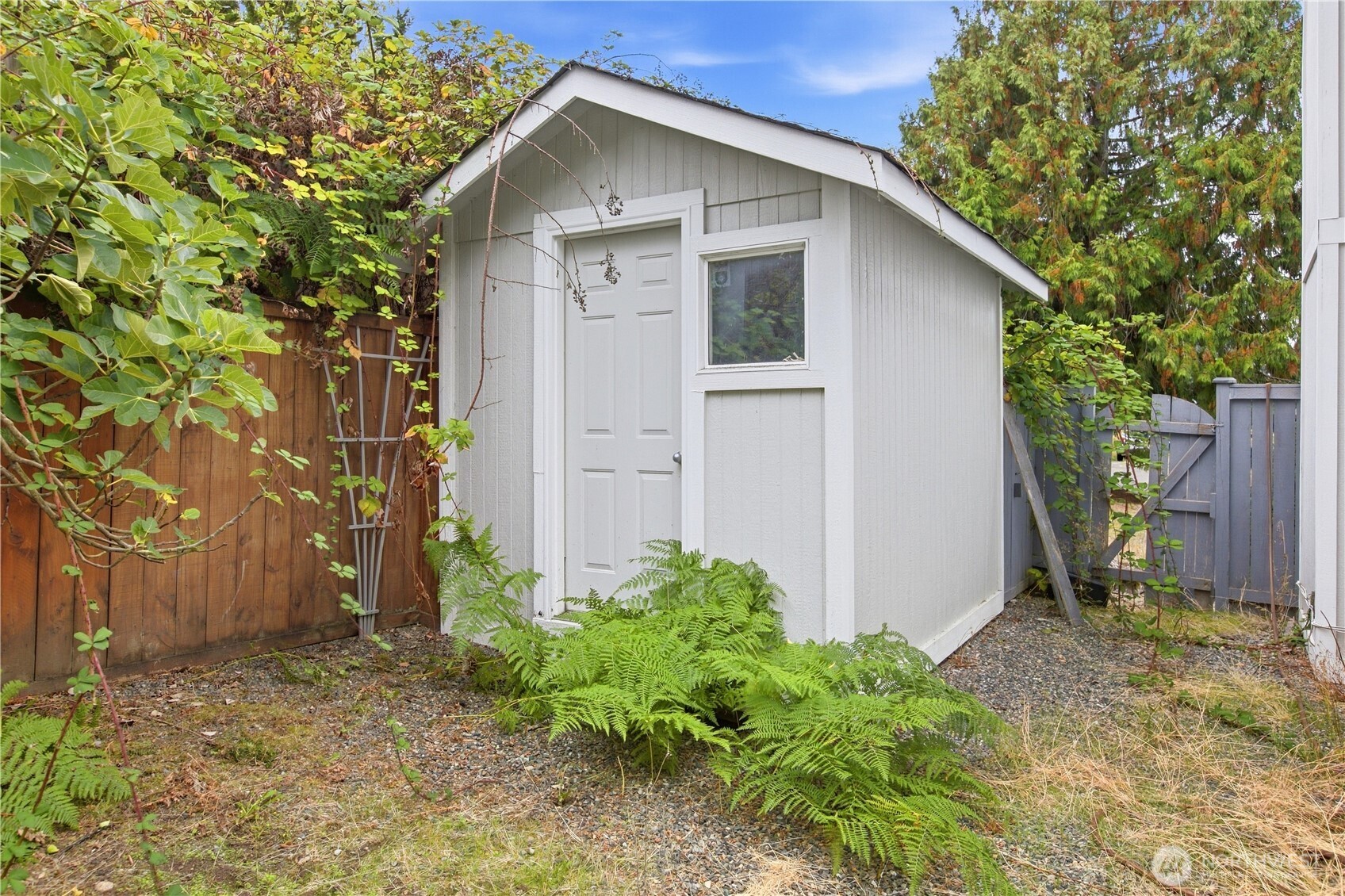 3339 N Visscher Street