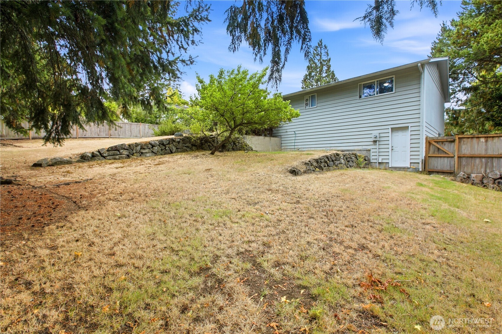 3339 N Visscher Street