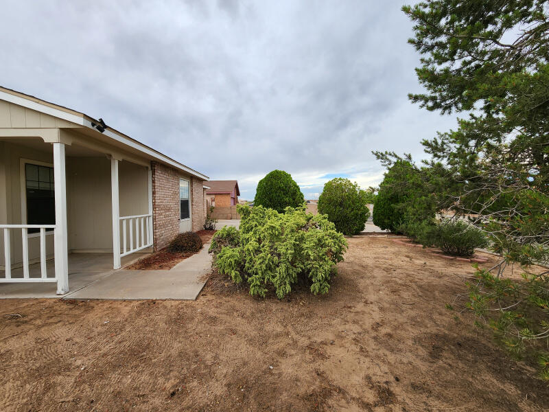 1461 Gadwall Road NE