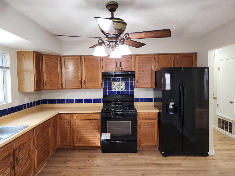 1461 Gadwall Road NE