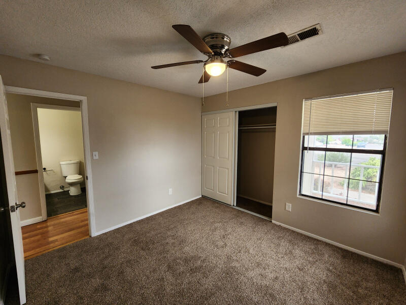 1461 Gadwall Road NE