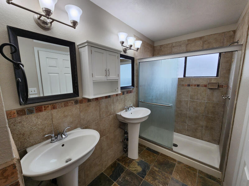 1461 Gadwall Road NE