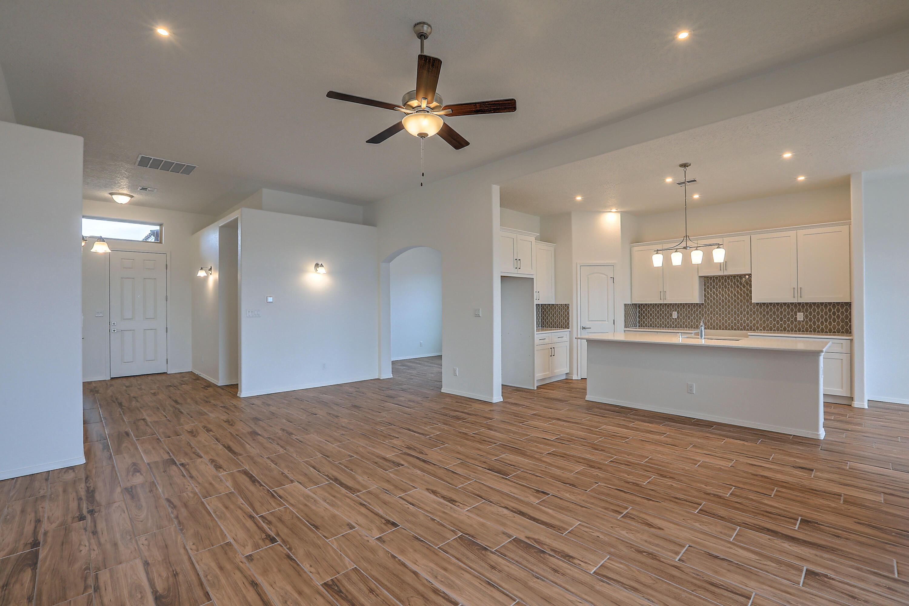 824 Villa Road SE