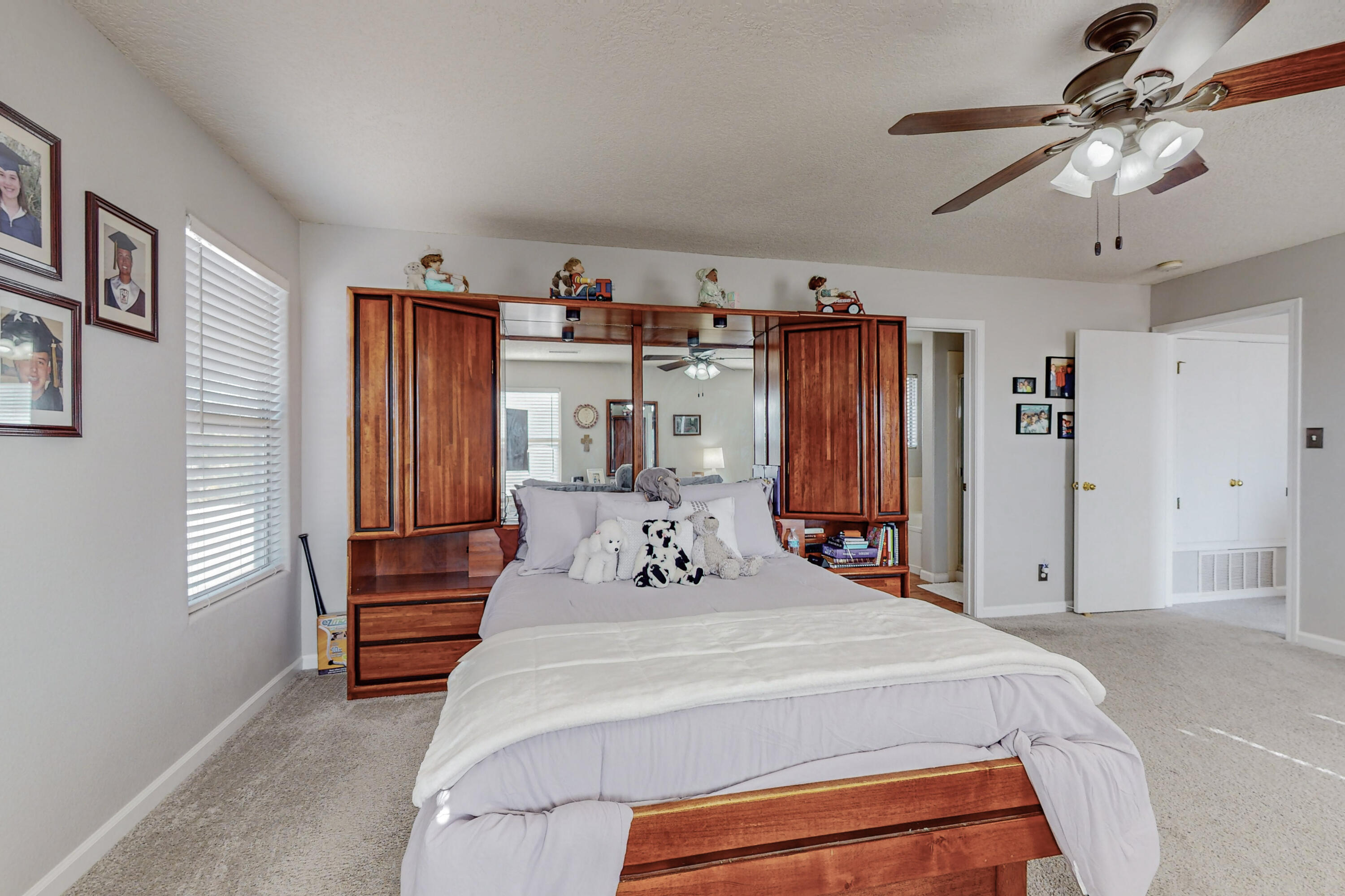 4653 Pomona Hills Court NE