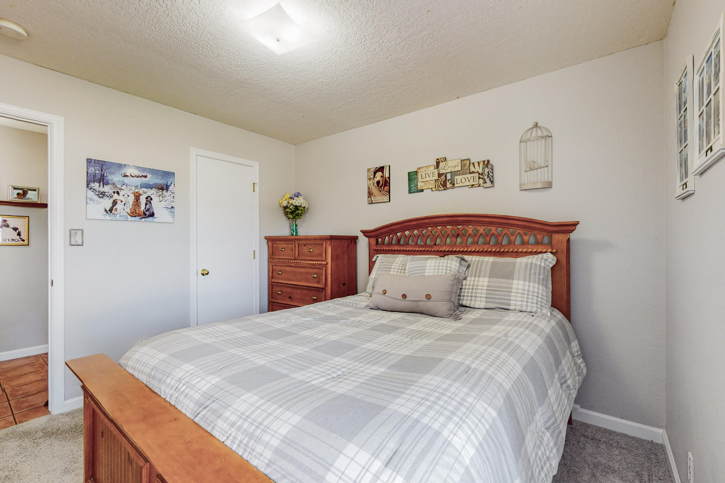 4653 Pomona Hills Court NE