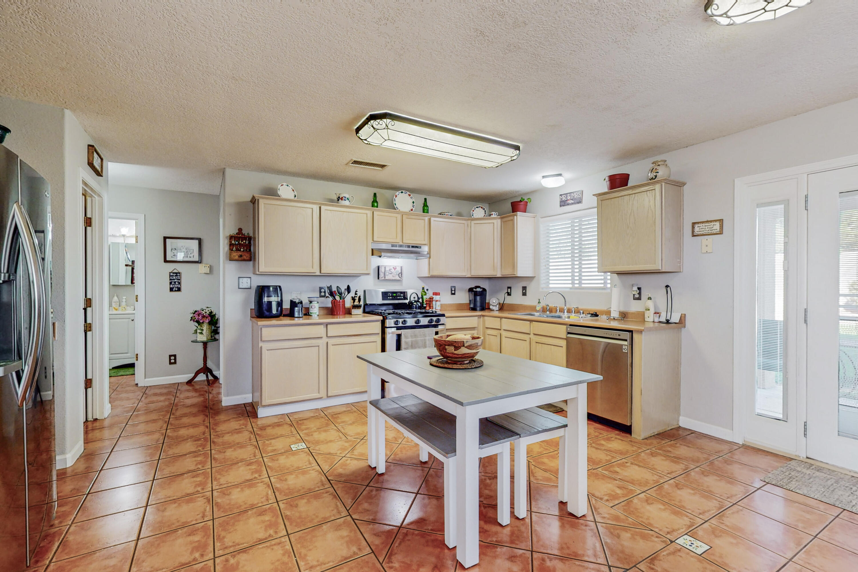 4653 Pomona Hills Court NE