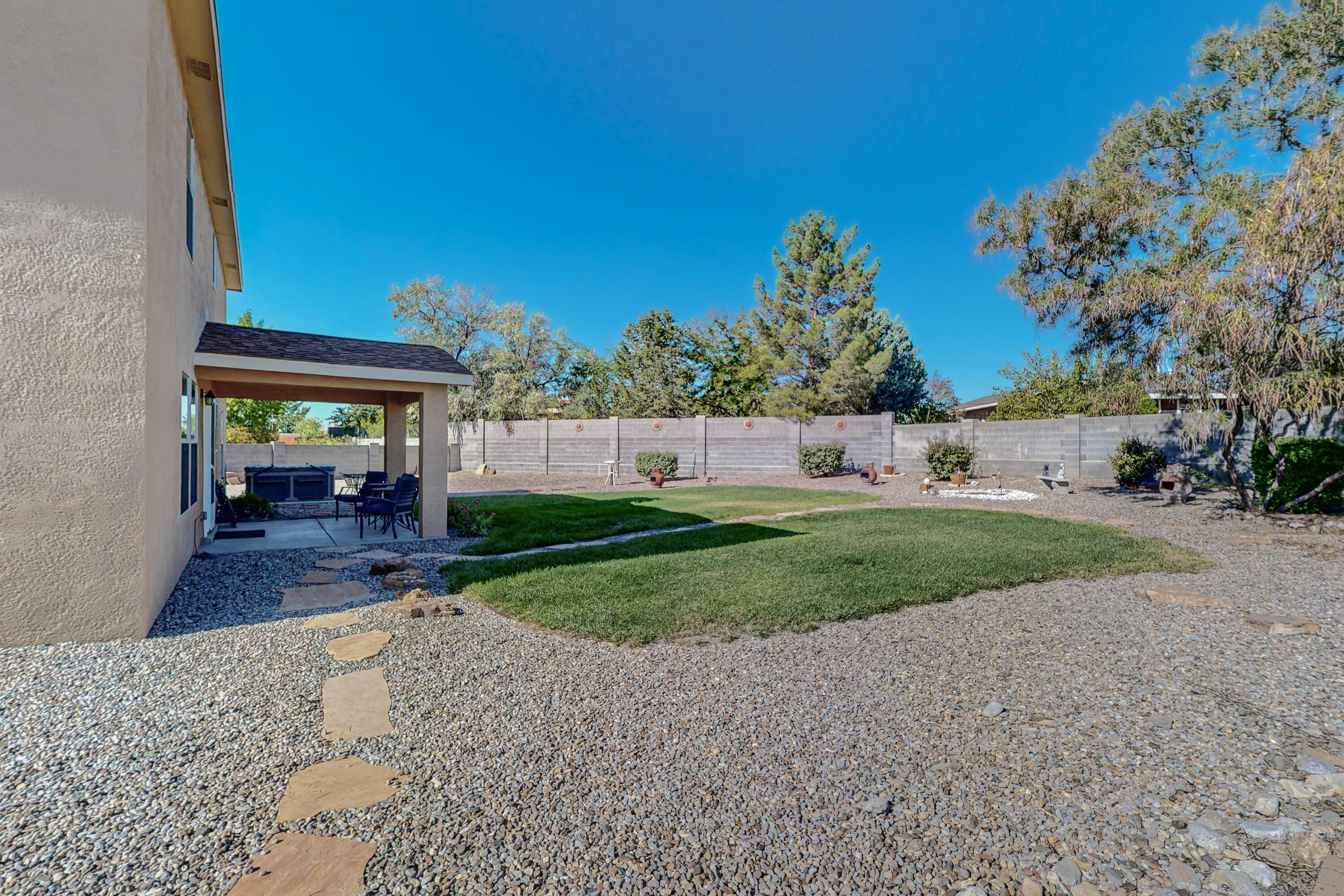 4653 Pomona Hills Court NE