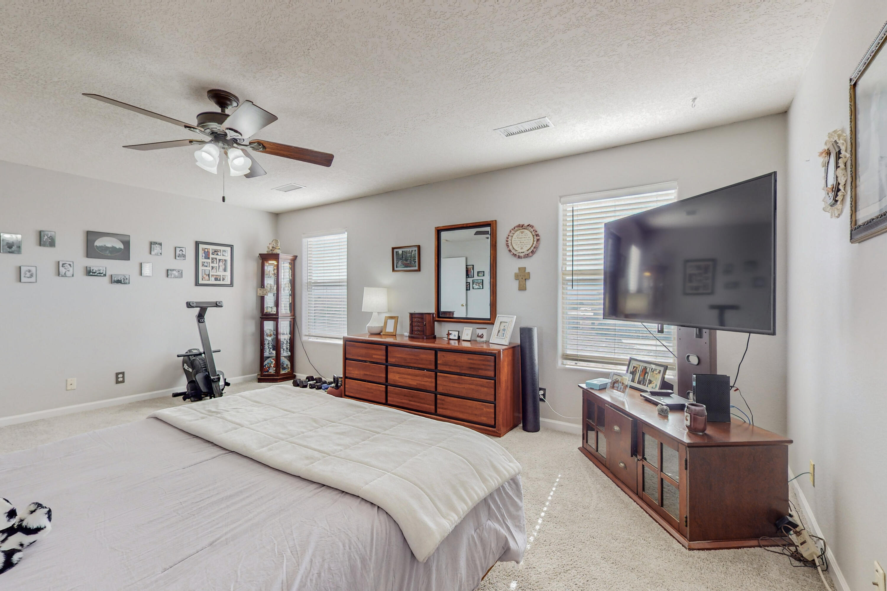 4653 Pomona Hills Court NE
