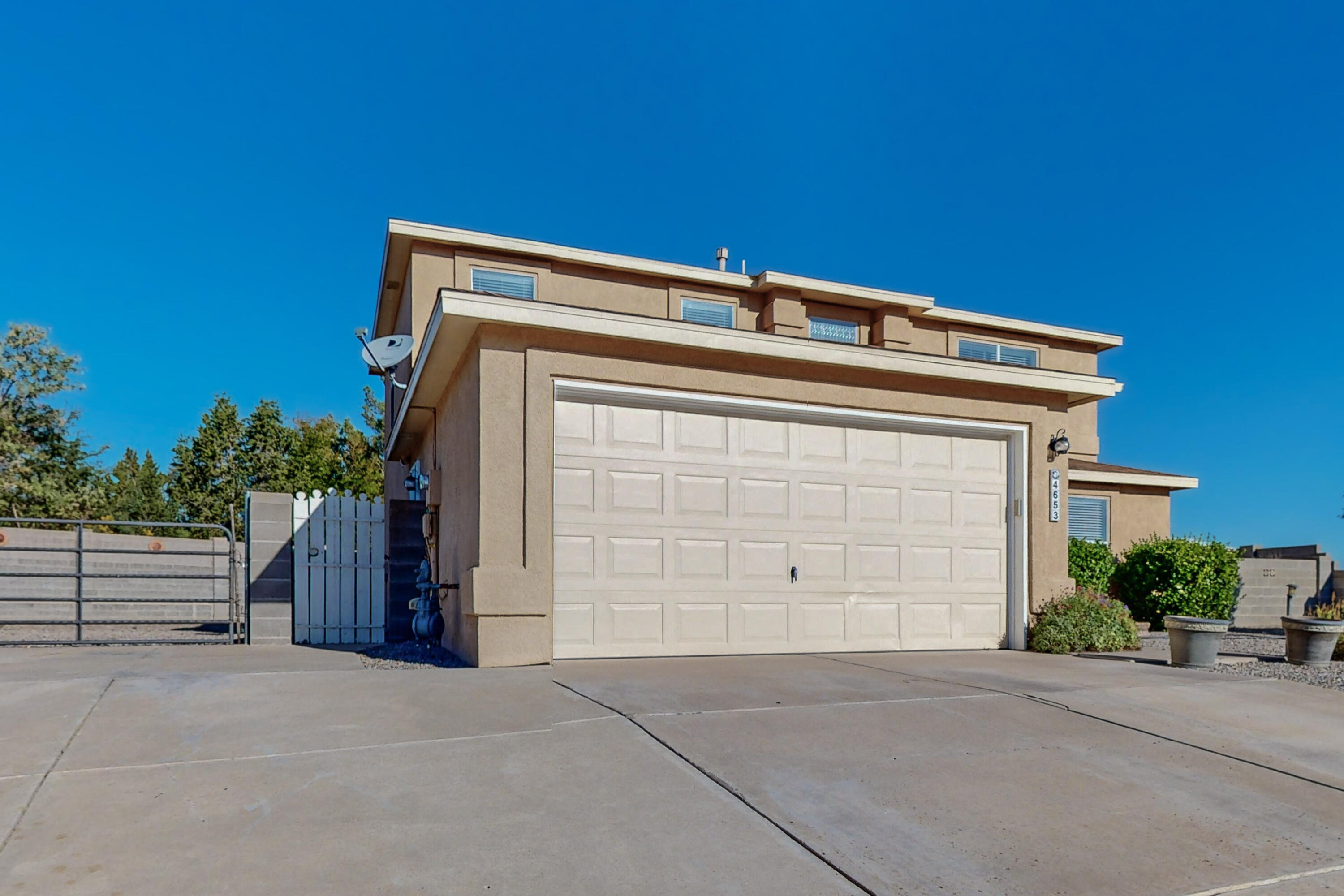 4653 Pomona Hills Court NE