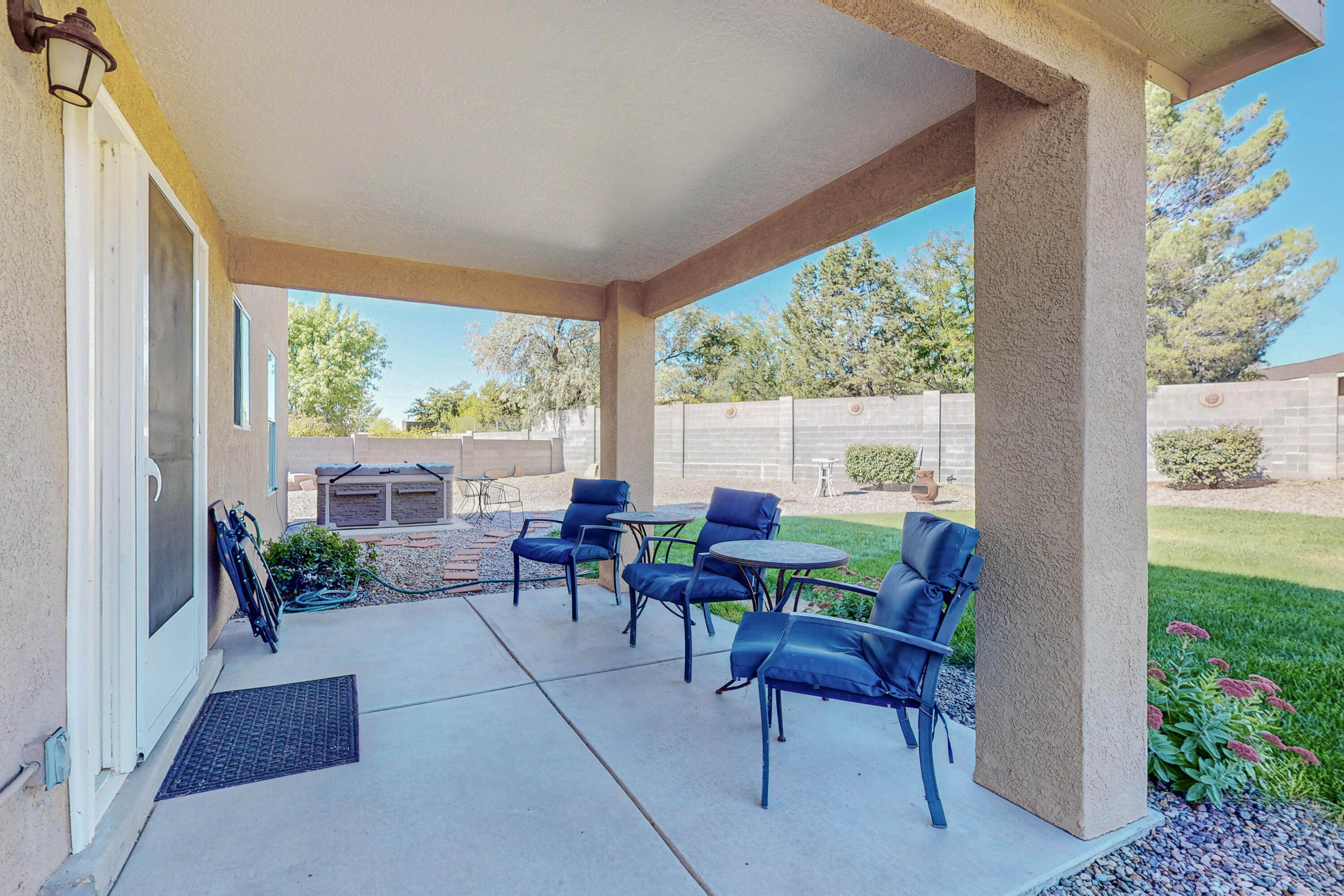 4653 Pomona Hills Court NE