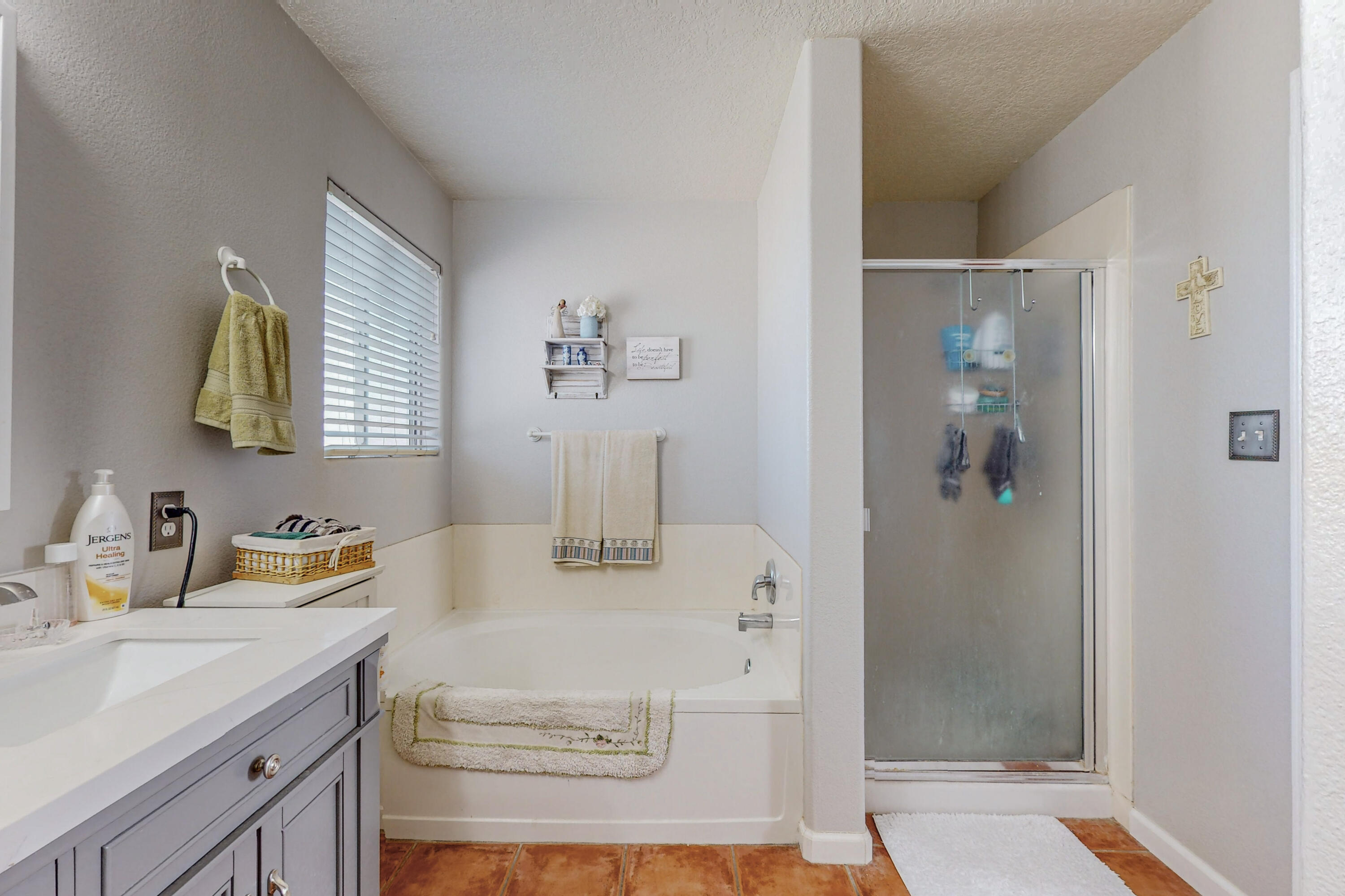 4653 Pomona Hills Court NE